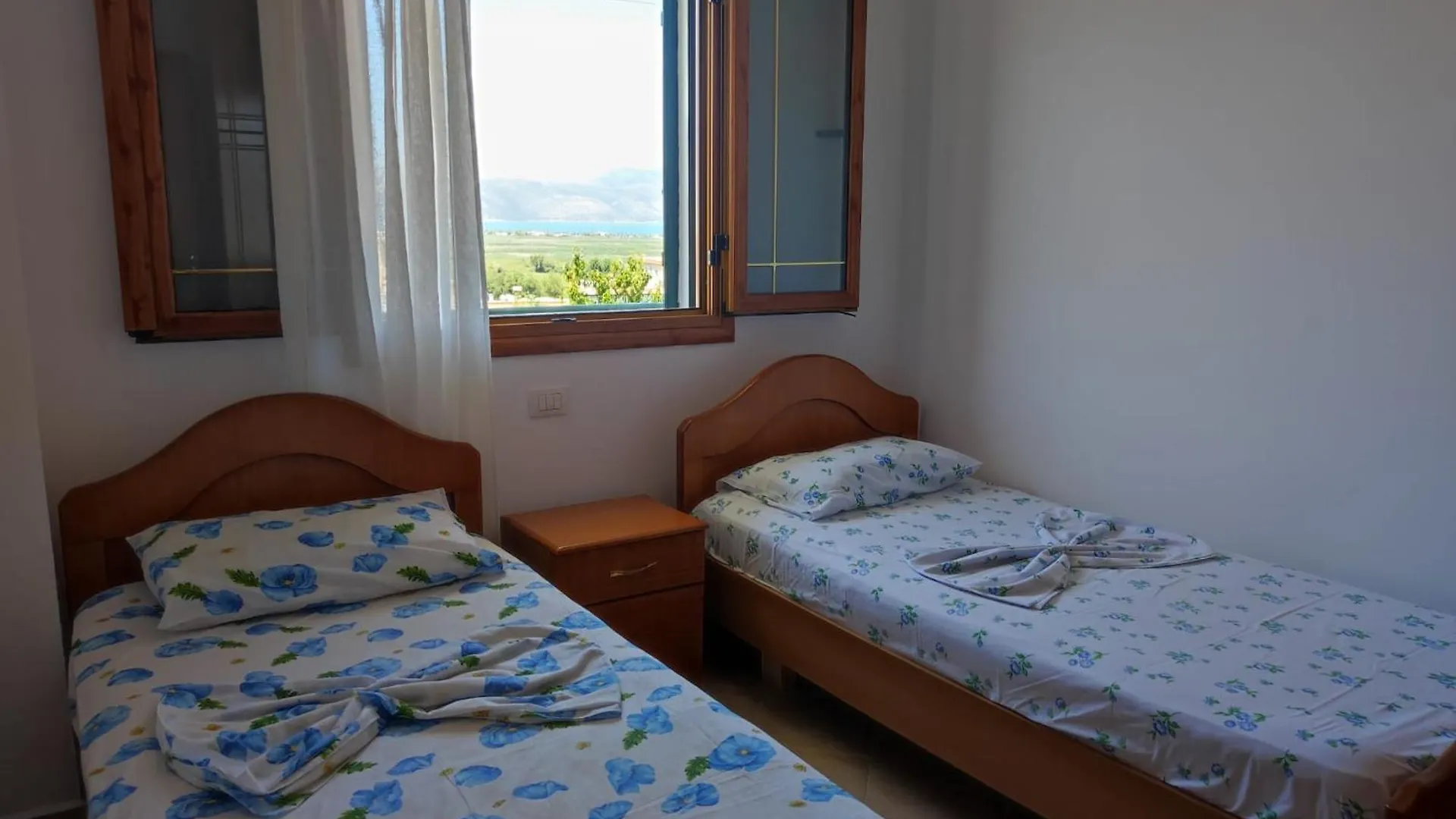 Vila Panorama Aparthotel Orikum 0*,  Albania